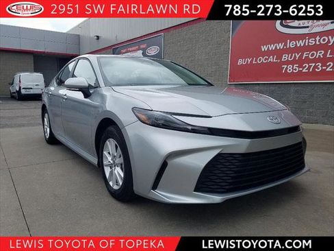 Certified 2025 Toyota Camry LE w/ Convenience Package image 1