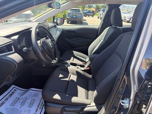 Used 2025 Toyota Corolla LE FWD image 24