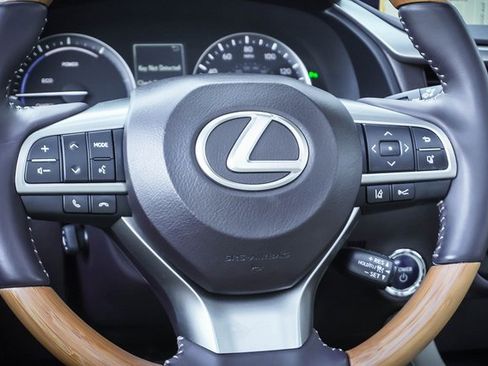 Used 2016 Lexus RX 450h AWD image 11