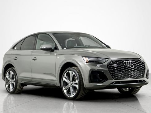 Used 2023 Audi Q5 2.0T Premium Plus w/ Premium Plus Package image 7