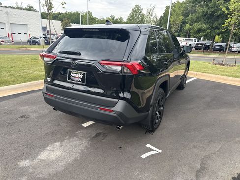Used 2025 Toyota RAV4 LE FWD image 10