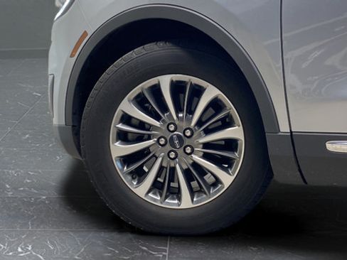 Used 2020 Lincoln Nautilus Premier w/ Equipment Group 101A AWD/4WD image 30