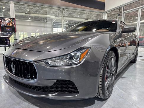 Used 2017 Maserati Ghibli S image 22