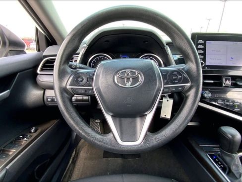 Used 2024 Toyota Camry LE FWD image 6