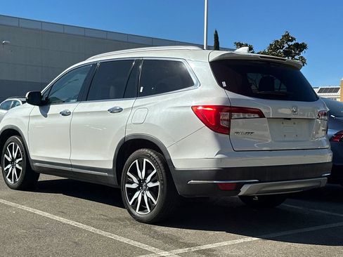 Used 2021 Honda Pilot Touring image 3