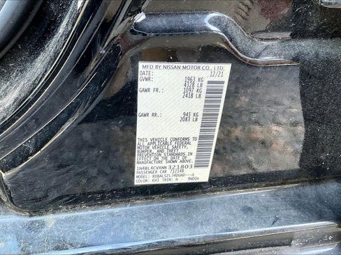 Used 2022 Nissan Altima 2.5 SR w/ Midnight Edition Package FWD image 3