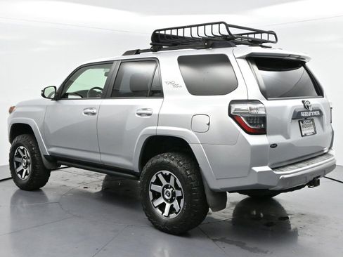 Used 2019 Toyota 4Runner TRD Off-Road Premium AWD/4WD image 5