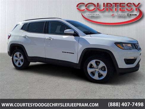 Certified 2021 Jeep Compass Latitude image 1