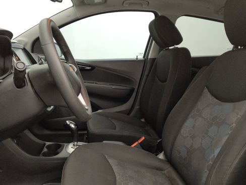 Used 2016 Chevrolet Spark LT image 17