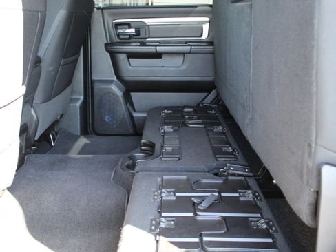 Used 2021 RAM 1500 Warlock AWD/4WD image 46
