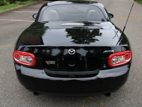 Used 2012 MAZDA MX-5 Miata Grand Touring RWD image 10