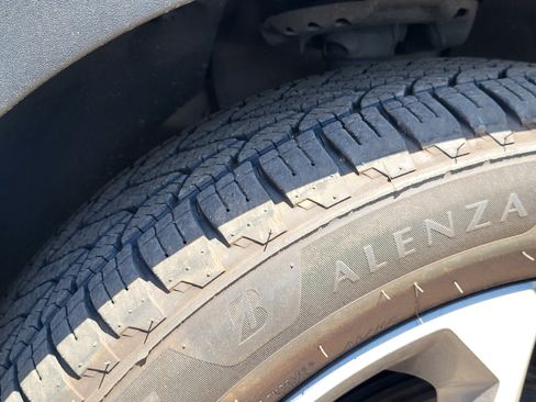 Used 2024 Hyundai Palisade Limited FWD image 19