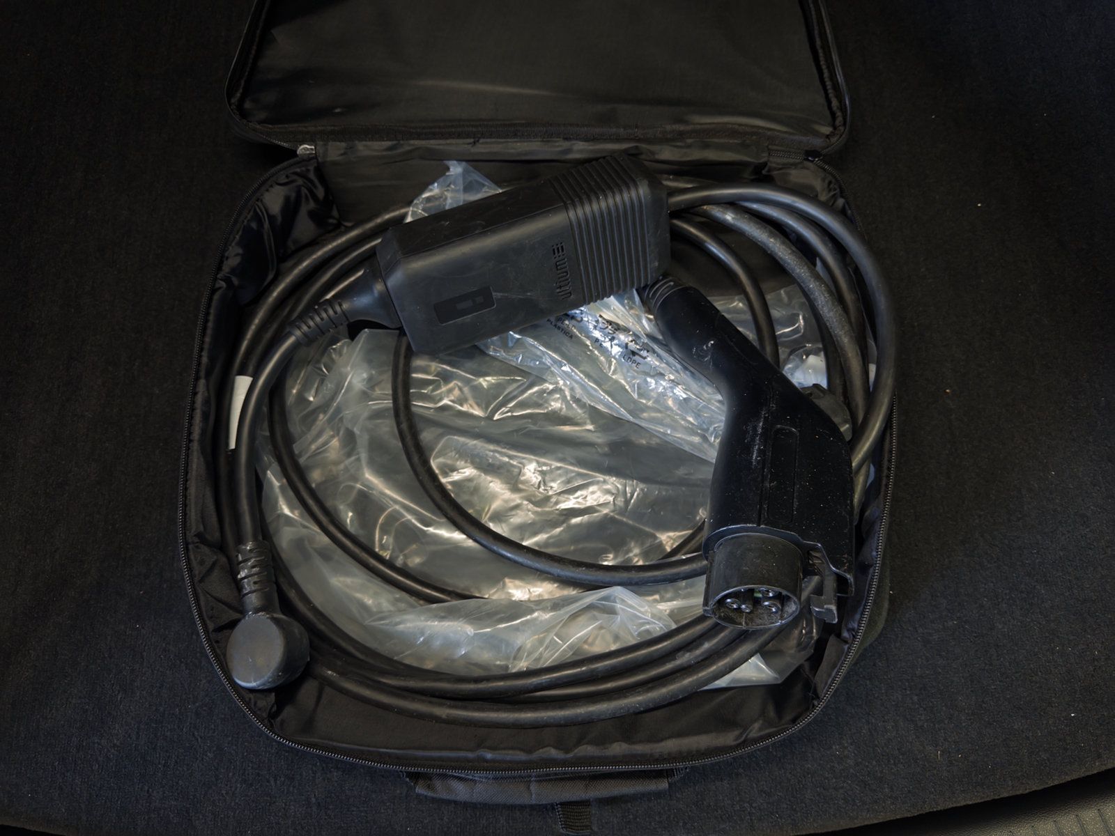 Used 2024 Chevrolet Equinox EV RS FWD image 6