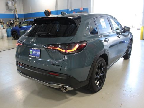 Used 2024 Honda HR-V Sport image 21