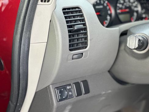 Used 2014 Nissan Xterra S image 14