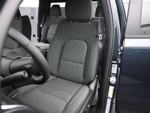 New 2026 RAM 1500 4x4 Crew Cab image 11