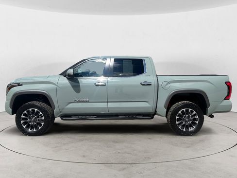 Used 2025 Toyota Tundra Limited AWD/4WD image 2
