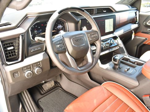 New 2026 GMC Sierra 1500 Denali Ultimate image 16