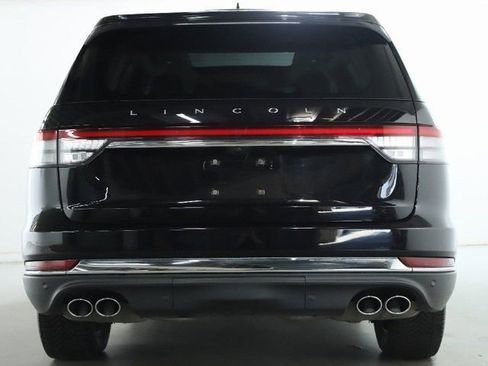 Certified 2023 Lincoln Aviator Reserve w/ Elements Package Plus image 44