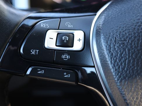 Used 2019 Volkswagen Atlas SEL AWD/4WD image 30