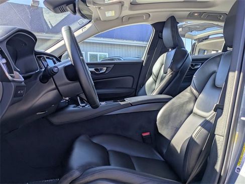 Certified 2023 Volvo S60 T8 Ultimate image 13