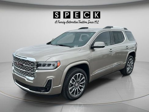Used 2022 GMC Acadia Denali w/ Denali Technology Package FWD image 1