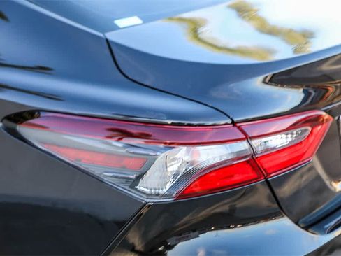 Used 2023 Toyota Camry LE image 8