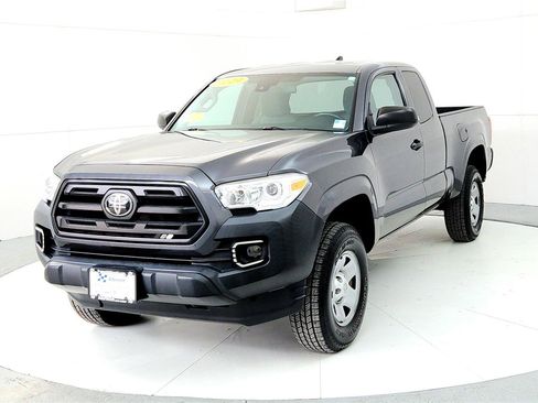 Certified 2019 Toyota Tacoma SR image 2