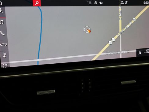 Used 2021 Porsche Cayenne GTS image 7