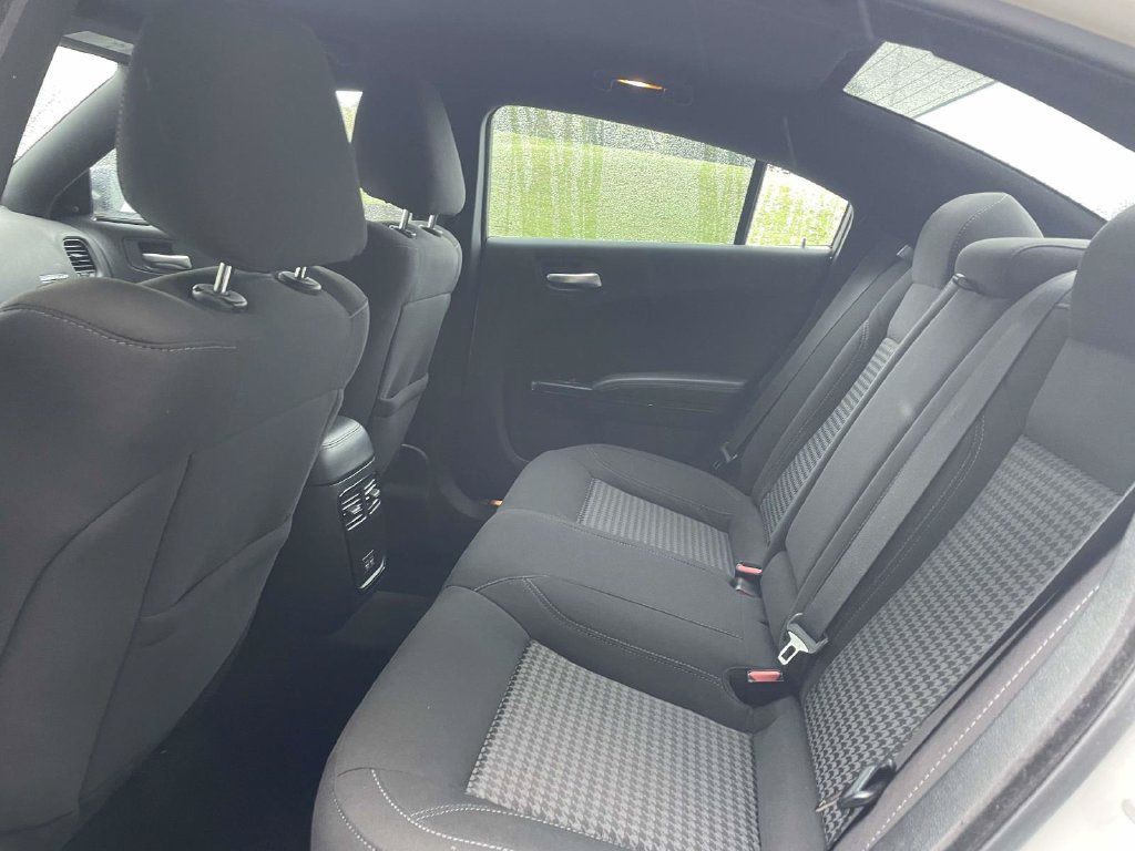 Used 2023 Dodge Charger SXT w/ Blacktop Package RWD image 10