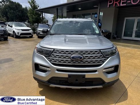Used 2021 Ford Explorer Limited w/ Equipment Group 301A AWD/4WD image 4