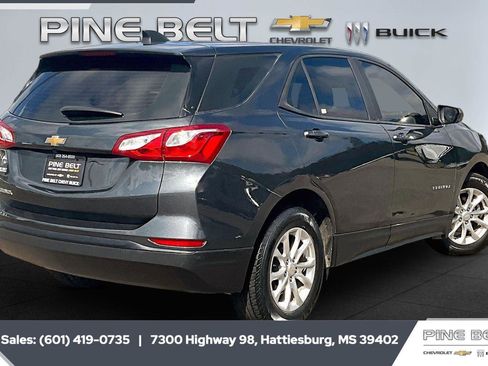Used 2020 Chevrolet Equinox LS image 11