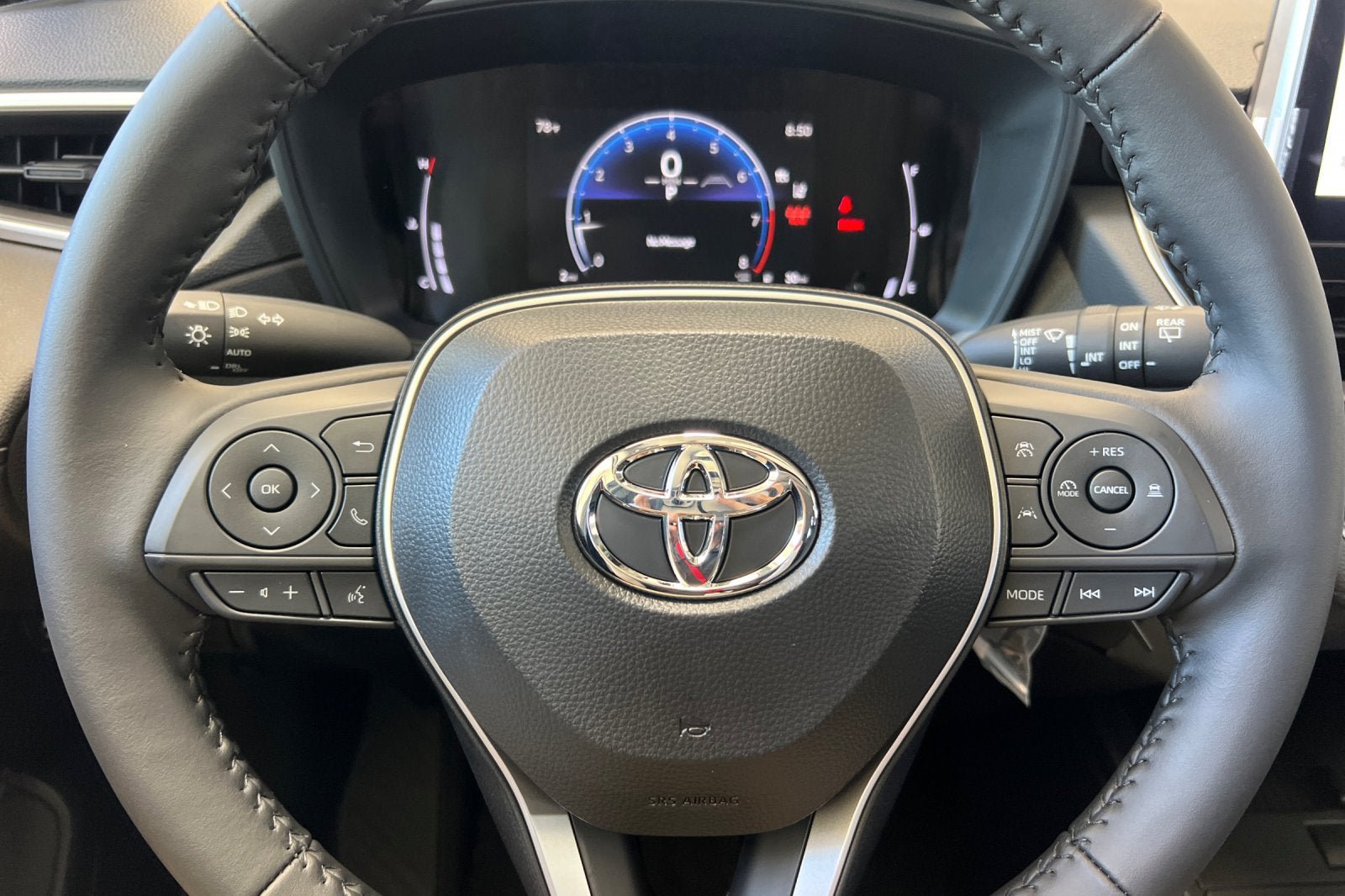 New 2026 Toyota Corolla Cross LE w/ Moonroof Package FWD image 23