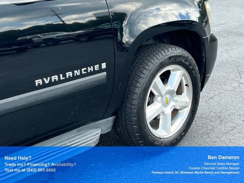 Used 2007 Chevrolet Avalanche LT w/ LT Preferred Equipment Group AWD/4WD image 24