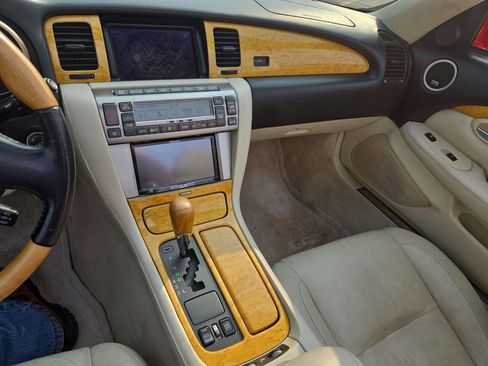 Used 2002 Lexus SC 430 Convertible RWD image 17