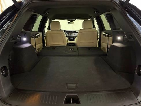 Used 2019 Cadillac XT5 AWD image 14