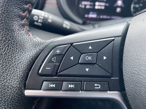 Used 2023 Nissan Kicks SR w/ SR Premium Package image 30