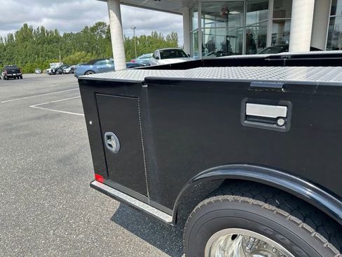 Used 2016 Ford F550 4x4 Crew Cab Super Duty image 11