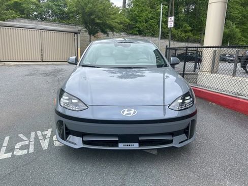 Used 2024 Hyundai Ioniq 6 SEL AWD/4WD image 2