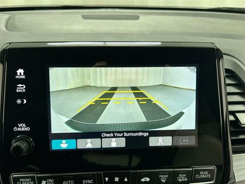 Used 2023 Honda Odyssey Elite image 15