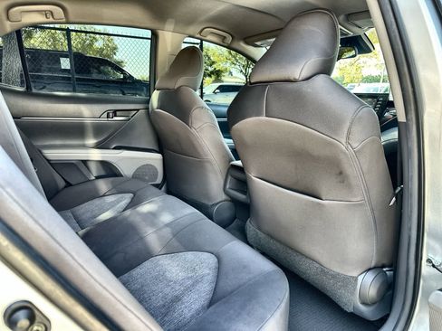 Used 2021 Toyota Camry LE image 19