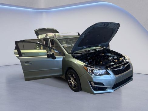 Used 2016 Subaru Impreza 2.0i AWD/4WD image 9