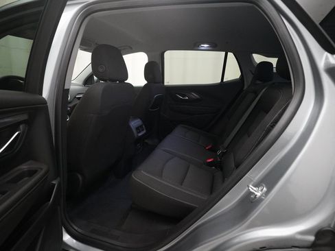 Used 2024 GMC Terrain SLE w/ Driver Convenience Package image 15