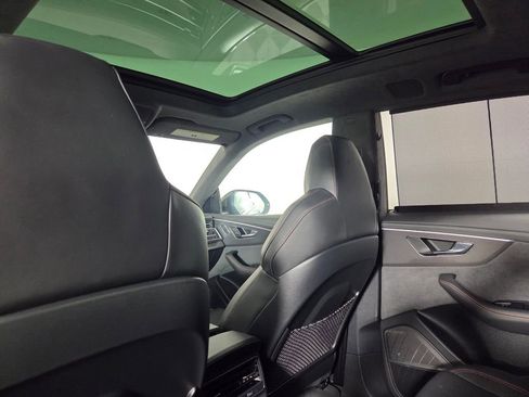 Used 2024 Audi RS Q8 AWD/4WD image 25