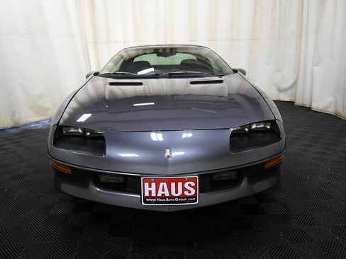 Used 1993 Chevrolet Camaro Z28 image 2
