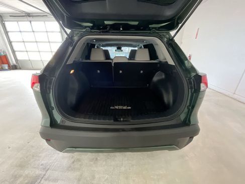 Used 2022 Toyota Corolla Cross LE w/ Moonroof Package image 24