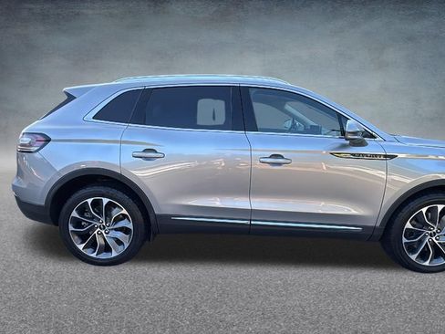 Used 2021 Lincoln Nautilus Reserve AWD/4WD image 36