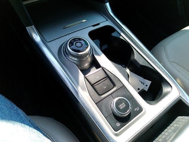 Used 2023 Ford Explorer Limited w/ Limited Technology Package AWD/4WD image 24