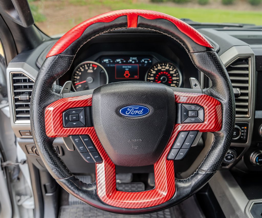 Used 2017 Ford F150 Raptor w/ Equipment Group 802A Luxury AWD/4WD image 15