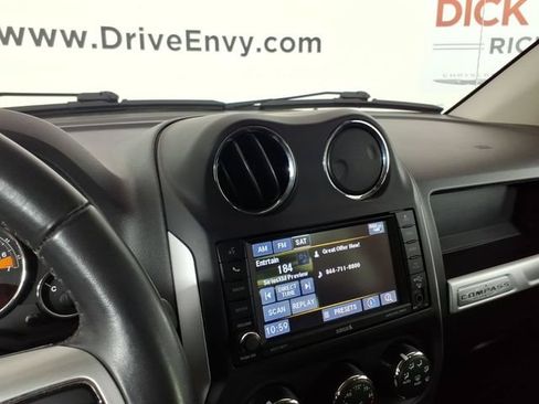 Used 2017 Jeep Compass High Altitude AWD/4WD image 23